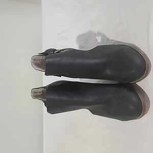 WALNUT Melbourne Leather Boots Size 8 New With Tags
